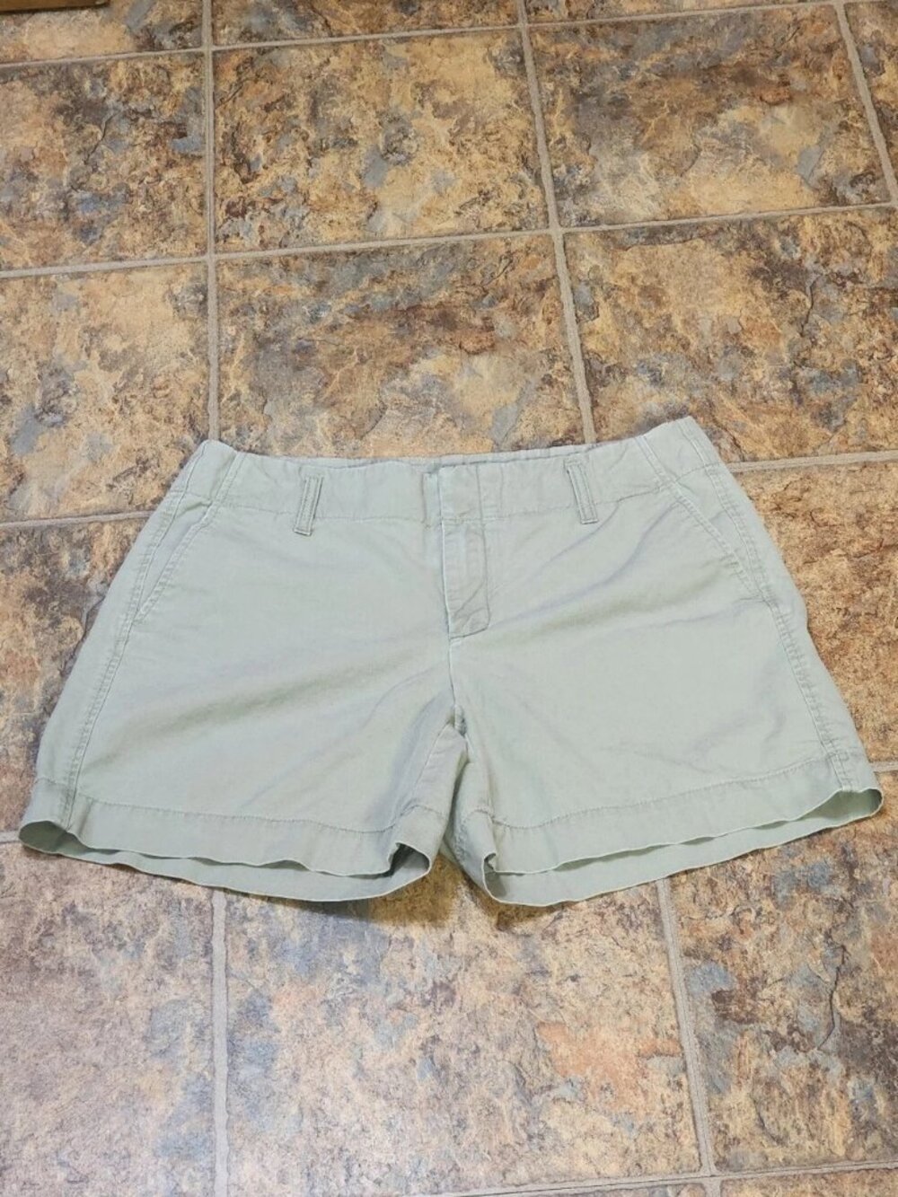 GAP Women's Light Sage Casual Shorts Size 12